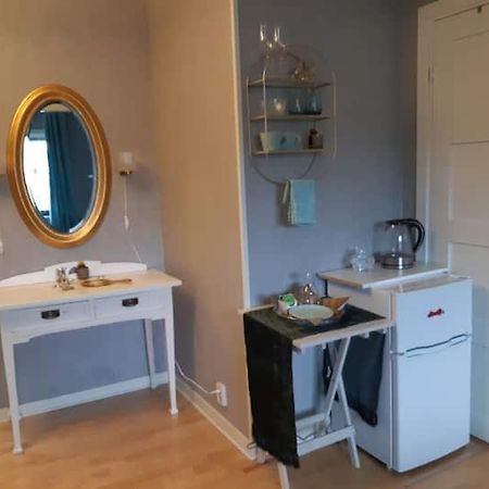 Lyxigt Rum Med Eget/Badrum Med Spa Kaensla Jönköping Εξωτερικό φωτογραφία